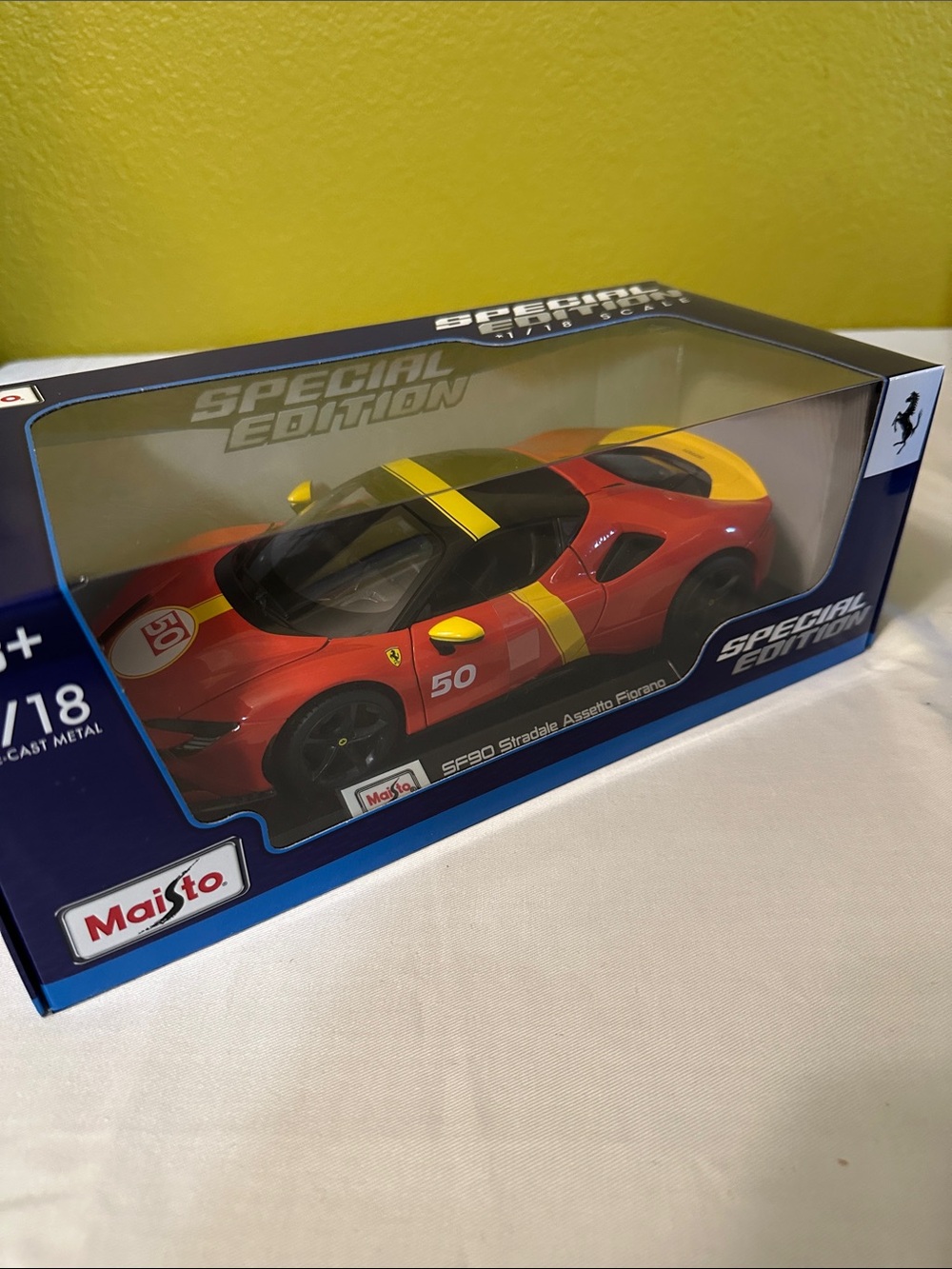 🚗Ferrari Red and Yellow Toy Car